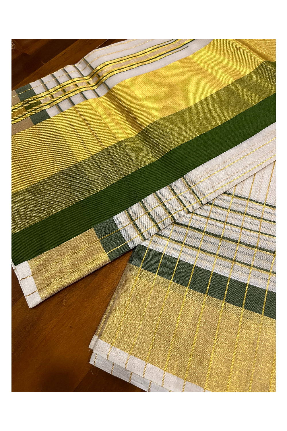 Southloom™ Premium Handloom Kerala Saree with Green Kasavu Border and Kasavu Lines Across Body