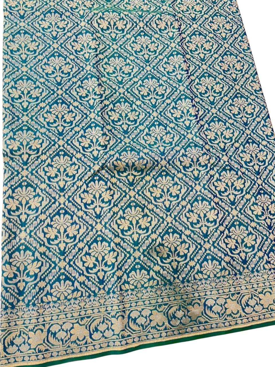 Southloom Pure Banarasi Silk Saree with Woven Work on Body and Borders (Peacock Green And Blue)