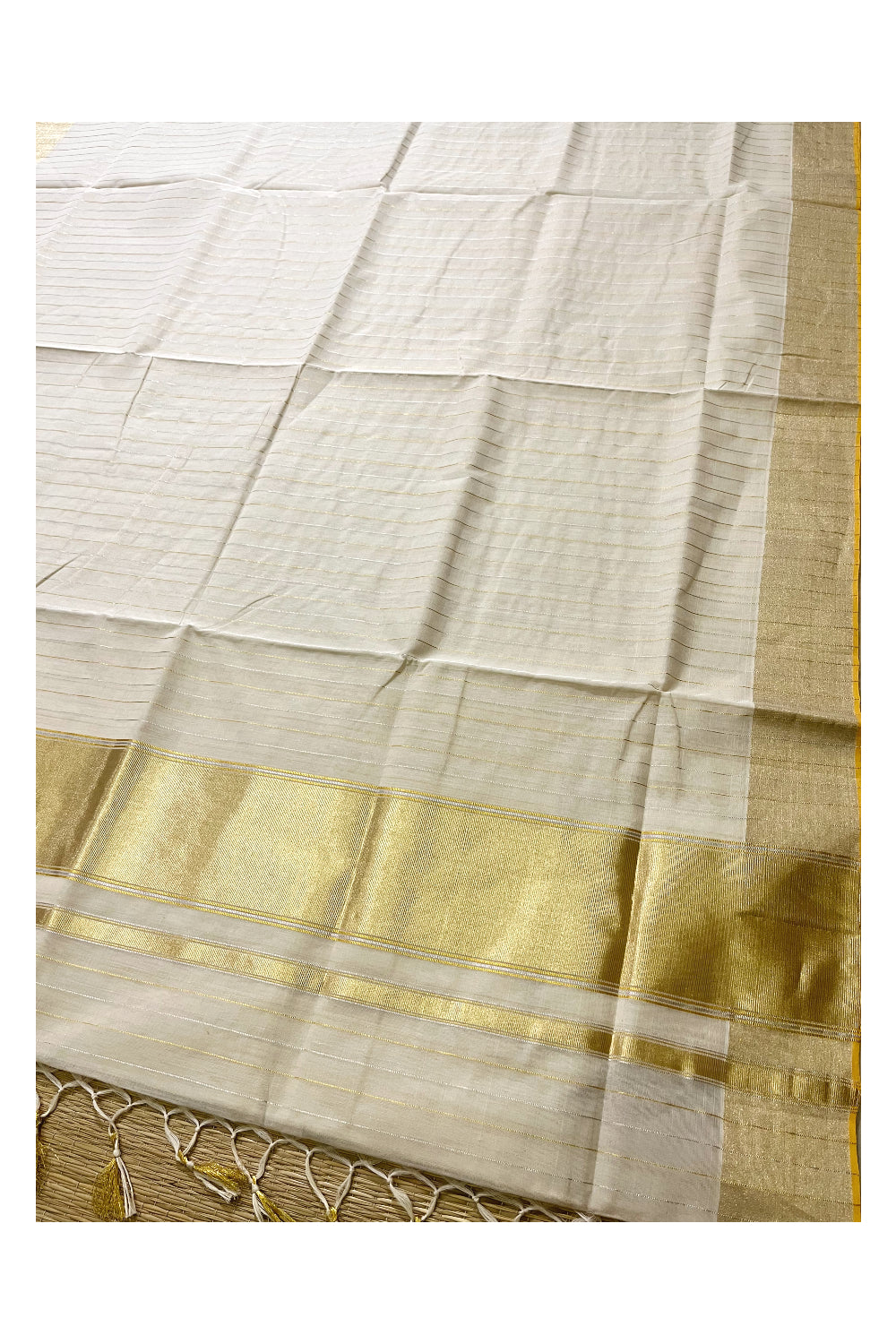 Southloom™ Premium Balaramapuram Handloom Cotton Saree with Silver and Golden Lines Designs Across Body