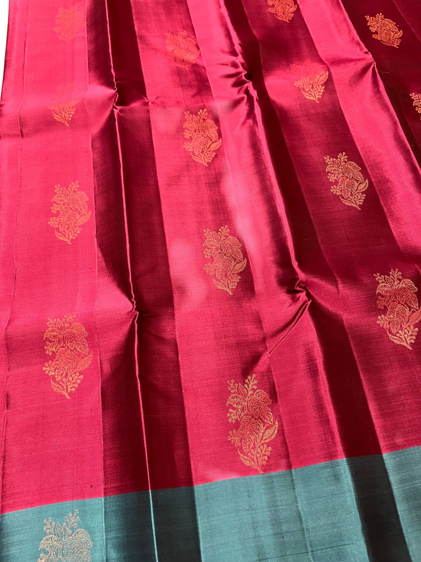 Southloom Pure Handloom Kanchipuram Silk Saree with Butta Work (Purple & Blue)