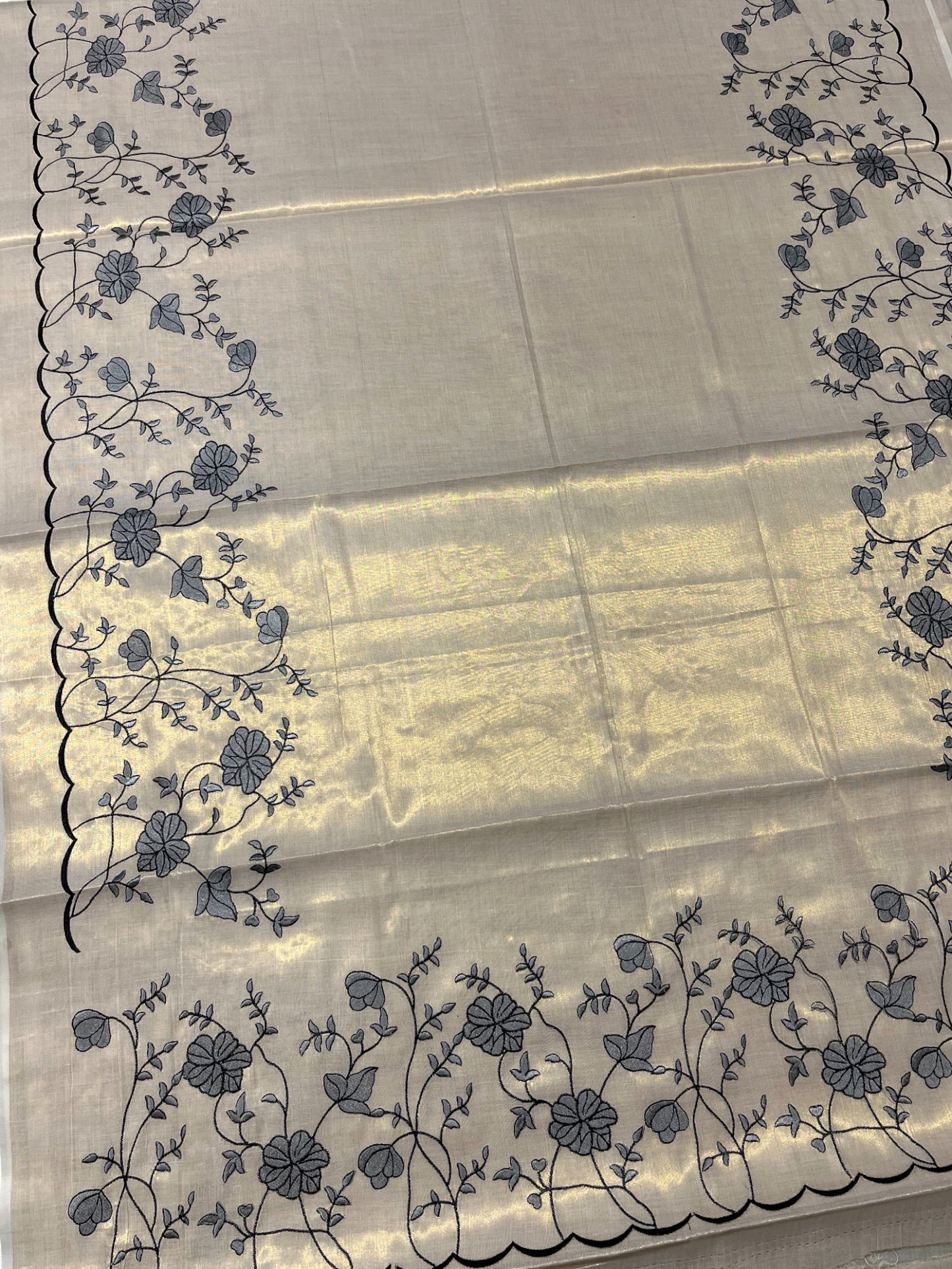 Southloom Cotton Kerala Saree with Grey Floral Embroidery Design on Border