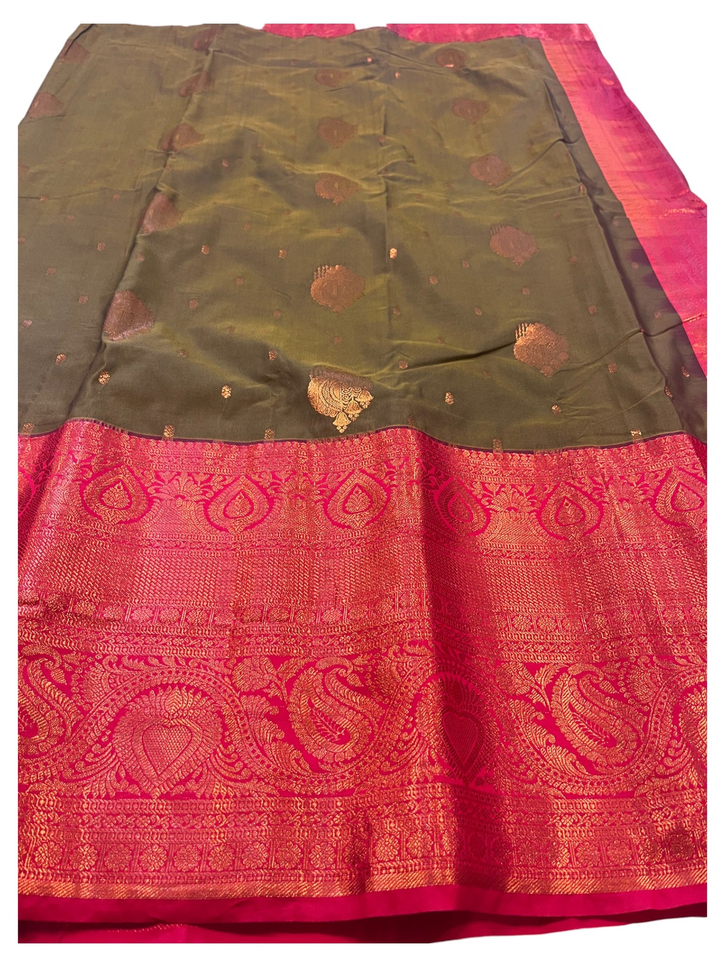 Southloom Banarasi Semi Silk Saree with Woven Work on Body(Green)