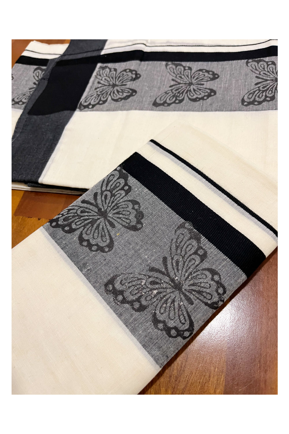 Pure Cotton Kerala Single Set Mundu (Mundum Neriyathum) with Black Block Printed Border