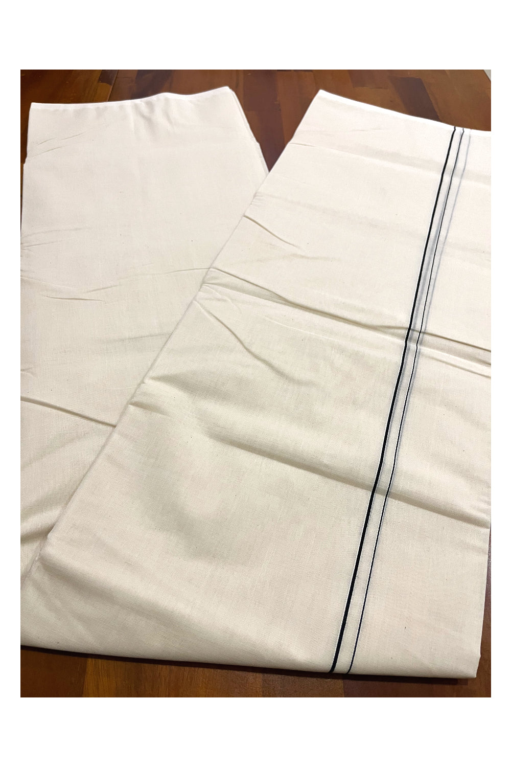 Southloom Premium Handloom Pure Cotton Mundu with Black Eerkkil Kara Border (South Indian Kerala Dhoti)