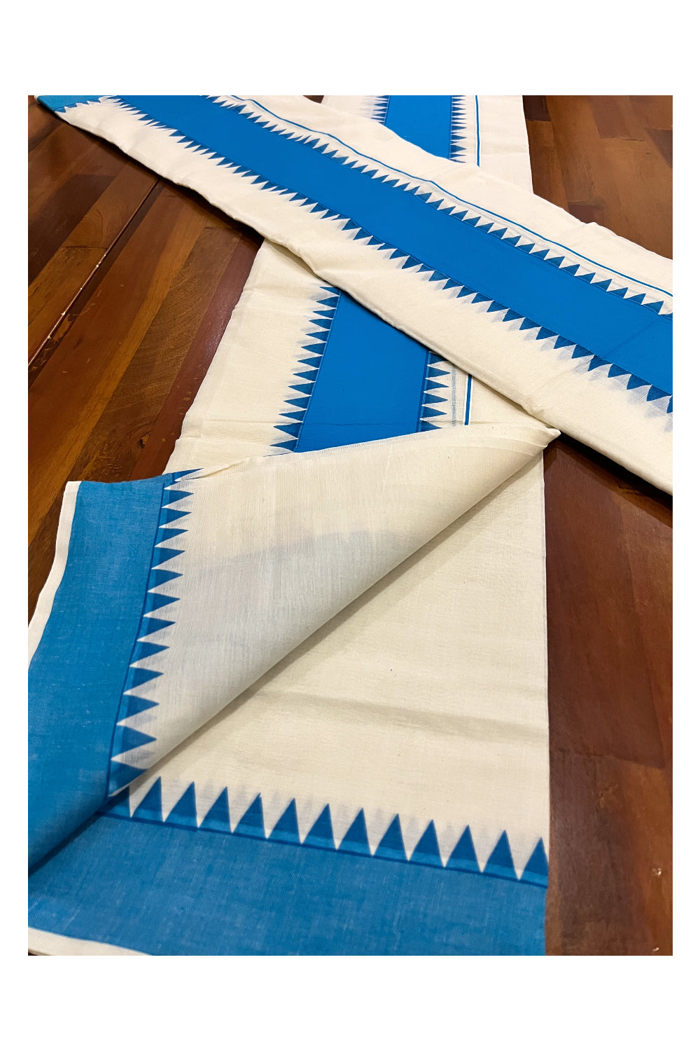 Kerala Pure Cotton Set Mundu Single (Mundum Neriyathum) with Blue Temple Border 2.80 Mtrs