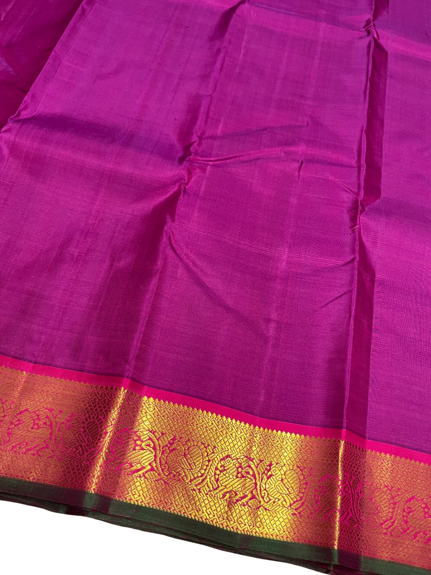 Southloom Pure Handloom Bridal Kanchipuram Silk Saree with Korvai Work (Magenta)