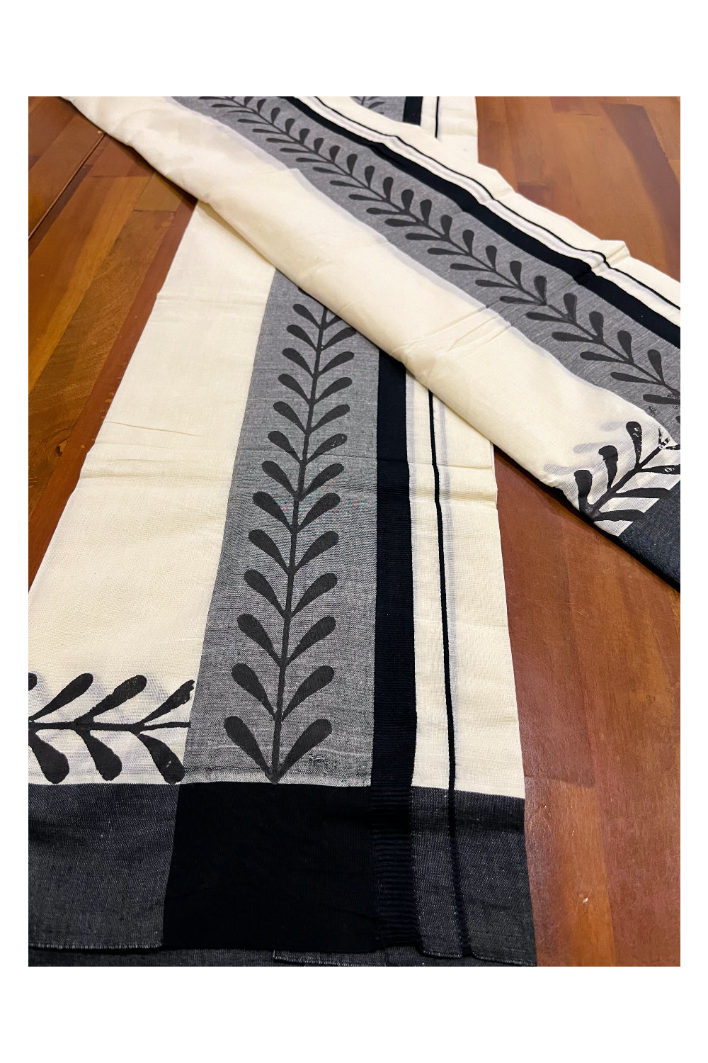 Pure Cotton Kerala Single Set Mundu (Mundum Neriyathum) with Black Block Printed Border