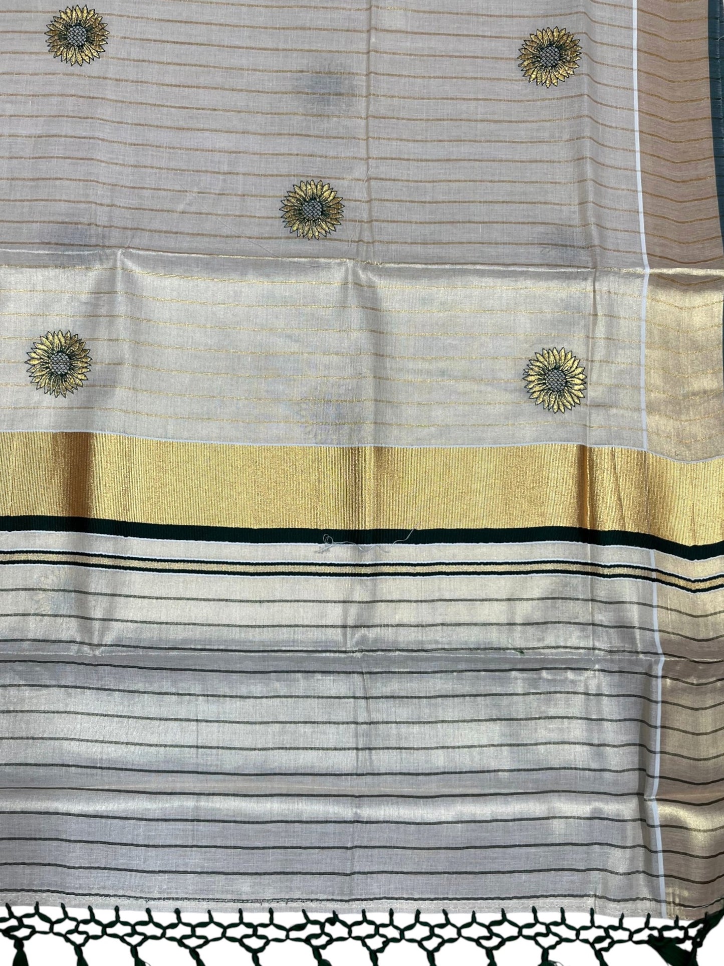 Southloom Kerala Tissue Kasavu Lines Saree with Embroidery Work on Body in Green SL315
