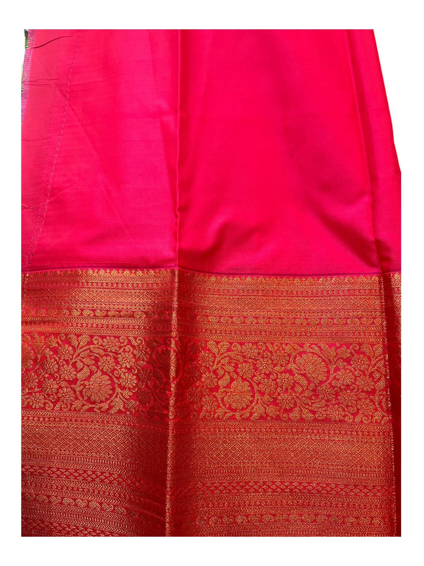 Southloom Banarasi Semi Silk Saree with Woven Work on Body(Green)