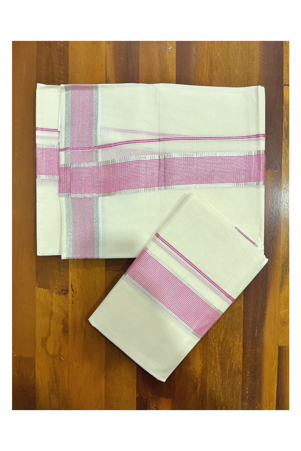 Kerala Cotton Single Set Mundu (Mundum Neriyathum) with Silver Kasavu and Pink Border 2.80 Mtrs