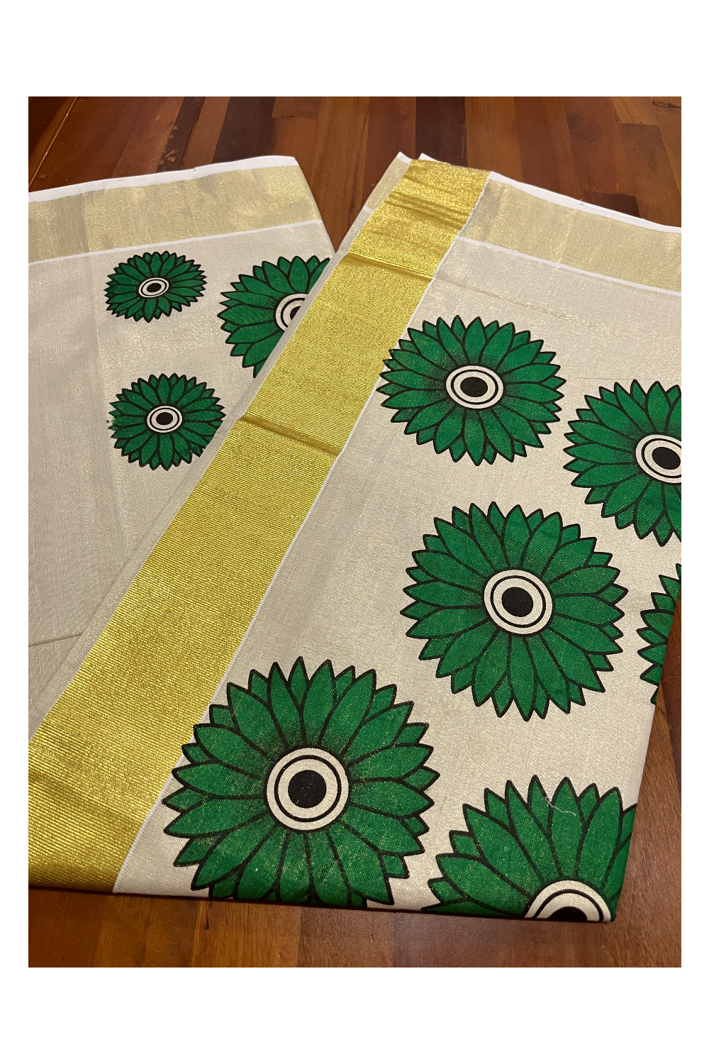 Southloom Exclusive Tissue Kasavu Saree With Green Sunflower Art On Body and Pallu