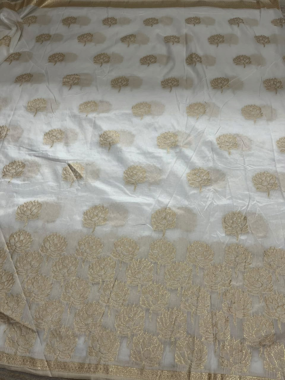 Southloom Organza Saree With Golden Zari Work On Body And Borders