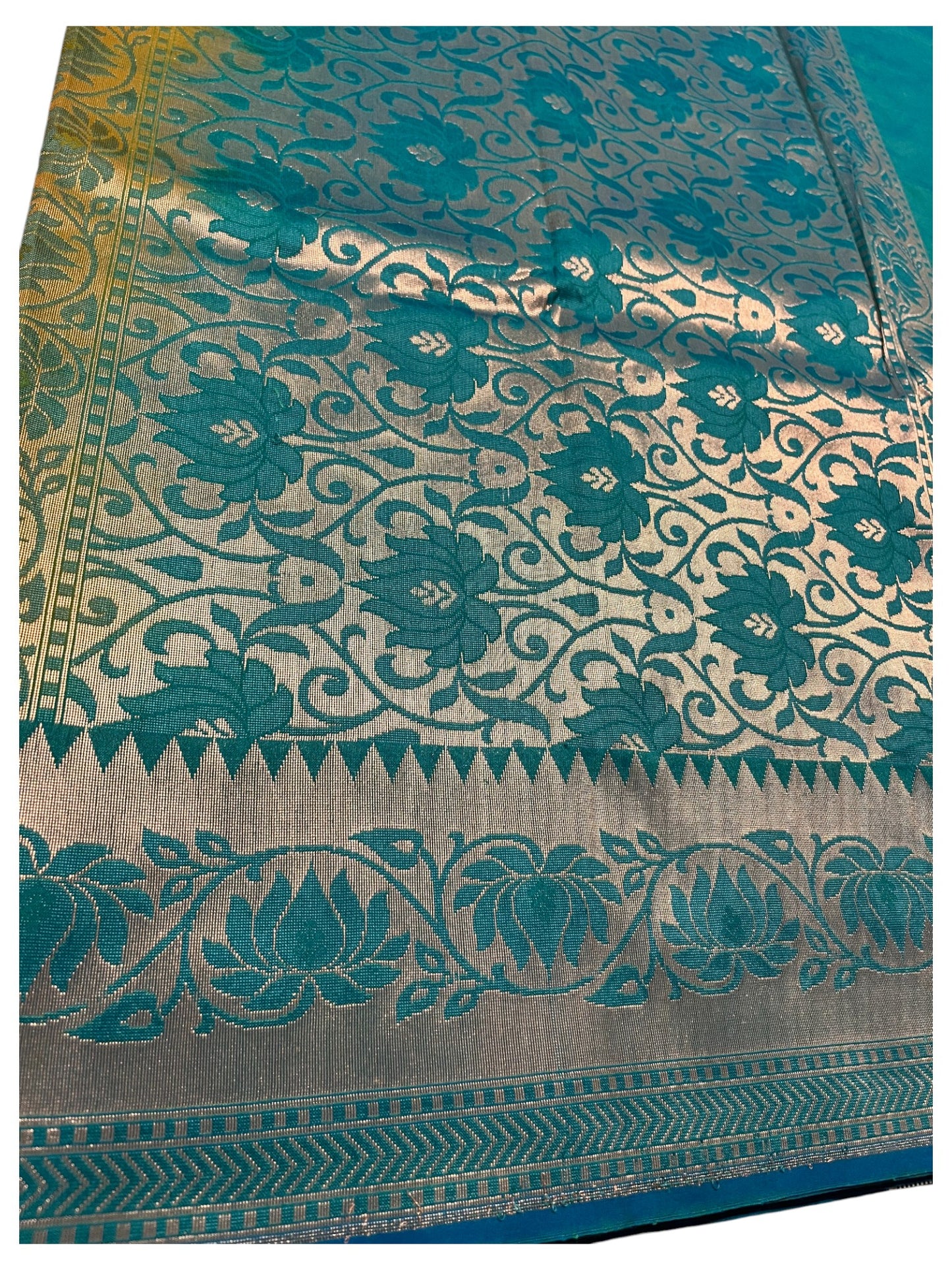 Southloom  Banarasi Silk Saree with Woven Work on Body and Borders