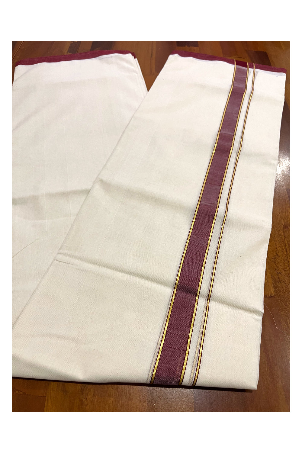 Southloom Premium Balaramapuram Unakkupaavu Handloom Mundu with Maroon and Kasavu Border (South Indian Kerala Dhoti)