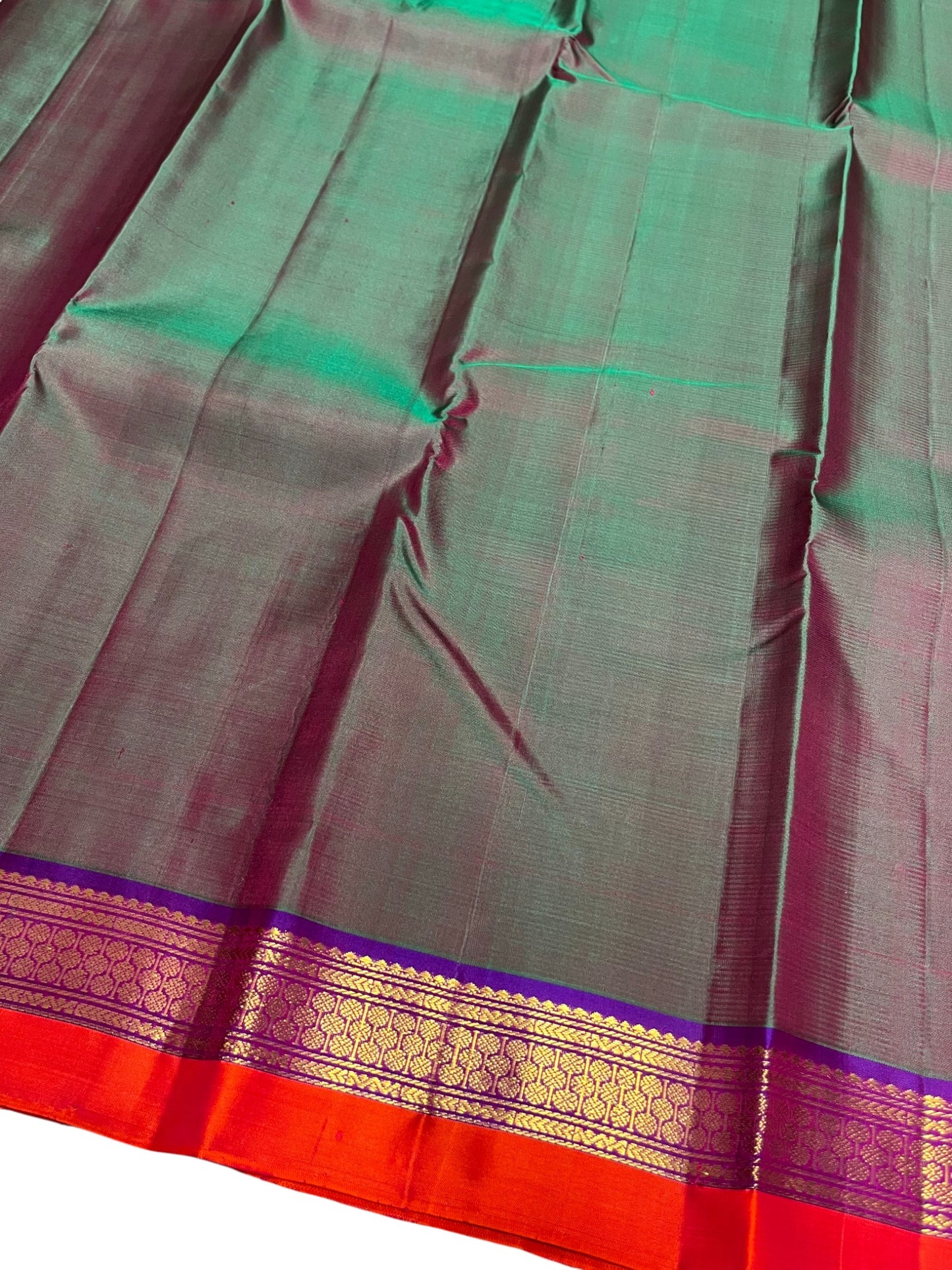 Southloom Pure Handloom Bridal Kanchipuram Silk Saree with Korvai Work (Green & Violet)