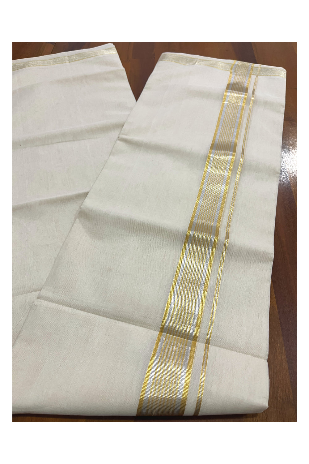 Southloom Super Premium Balaramapuram Unakkupaavu Handloom Mundu with Silver and Golden Kasavu Border (South Indian Kerala Dhoti)