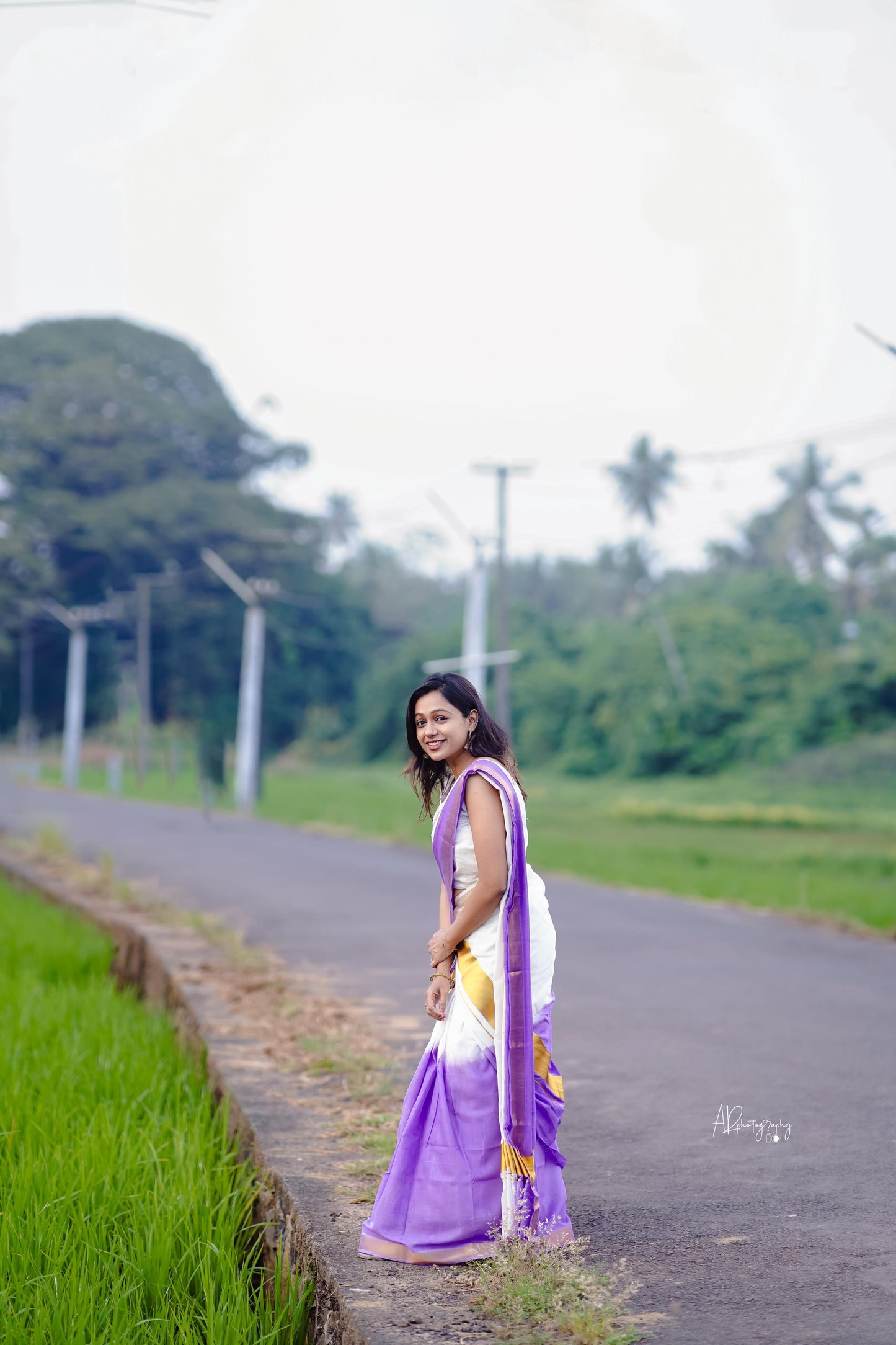 Southloom Tie & Dye - Half & Half  Multi Colour Lavender Design Set Mundu (Mundum Neriyathum) with Super Soft Cotton 2.80 Meter