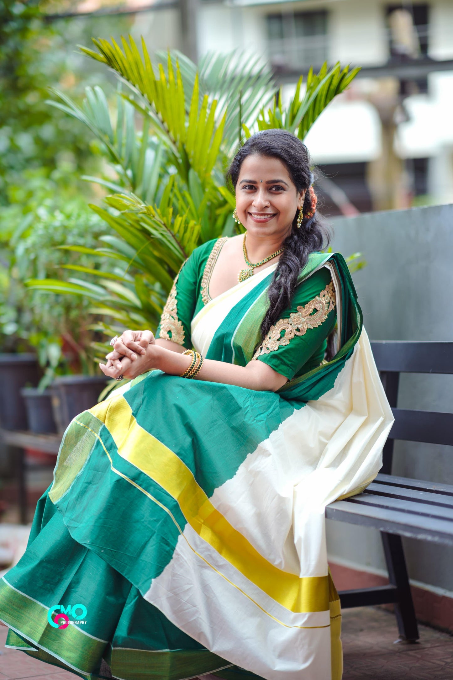 Southloom Tie and Dye Multi Colour Green Kasavu Saree