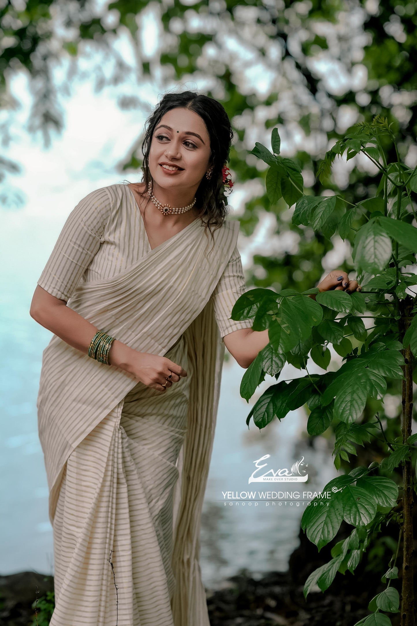 Kerala Cotton Saree with Golden Kasavu Lines on Body