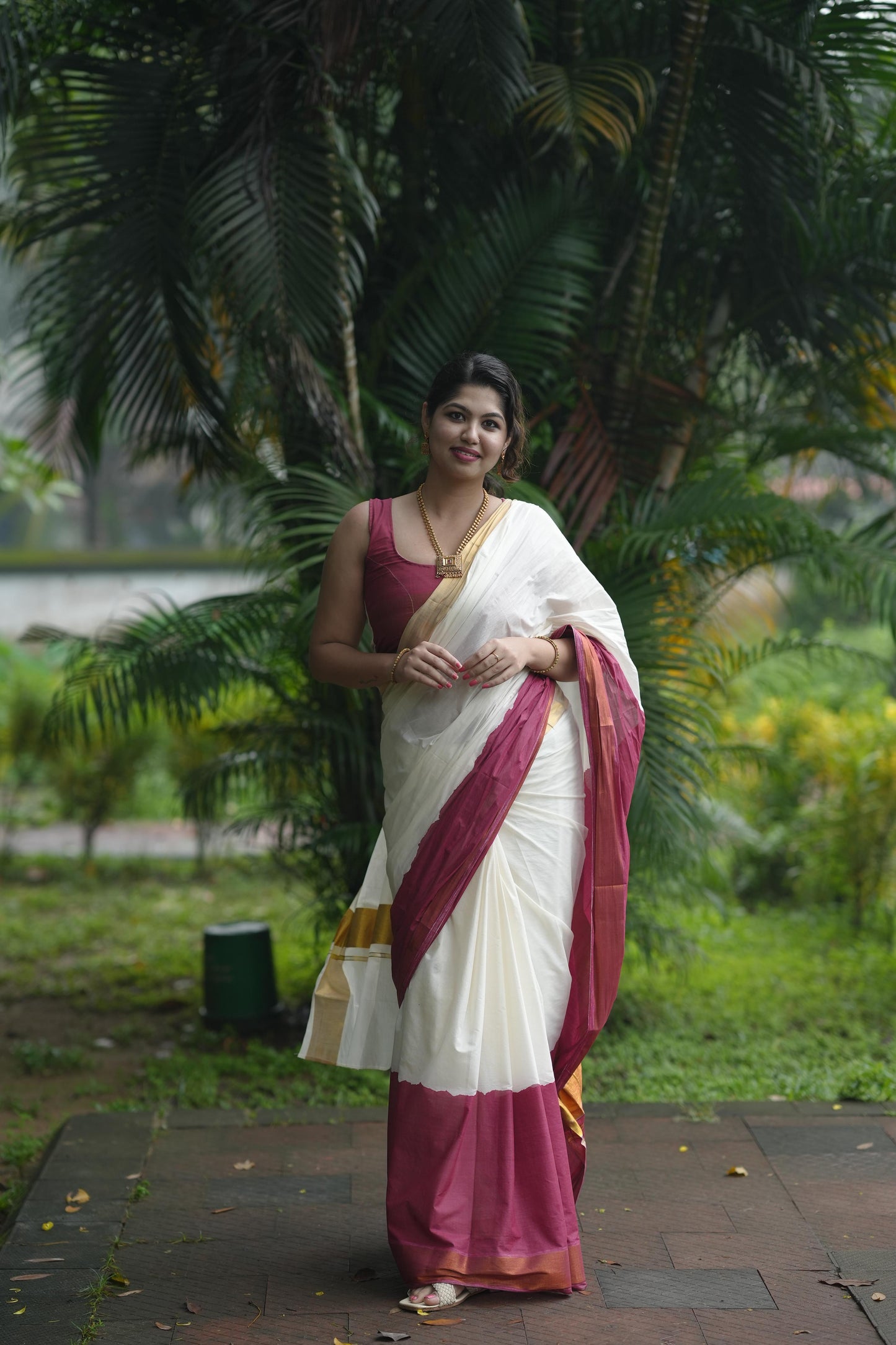 Southloom Tie and Dye Multi Colour Red Kasavu Saree