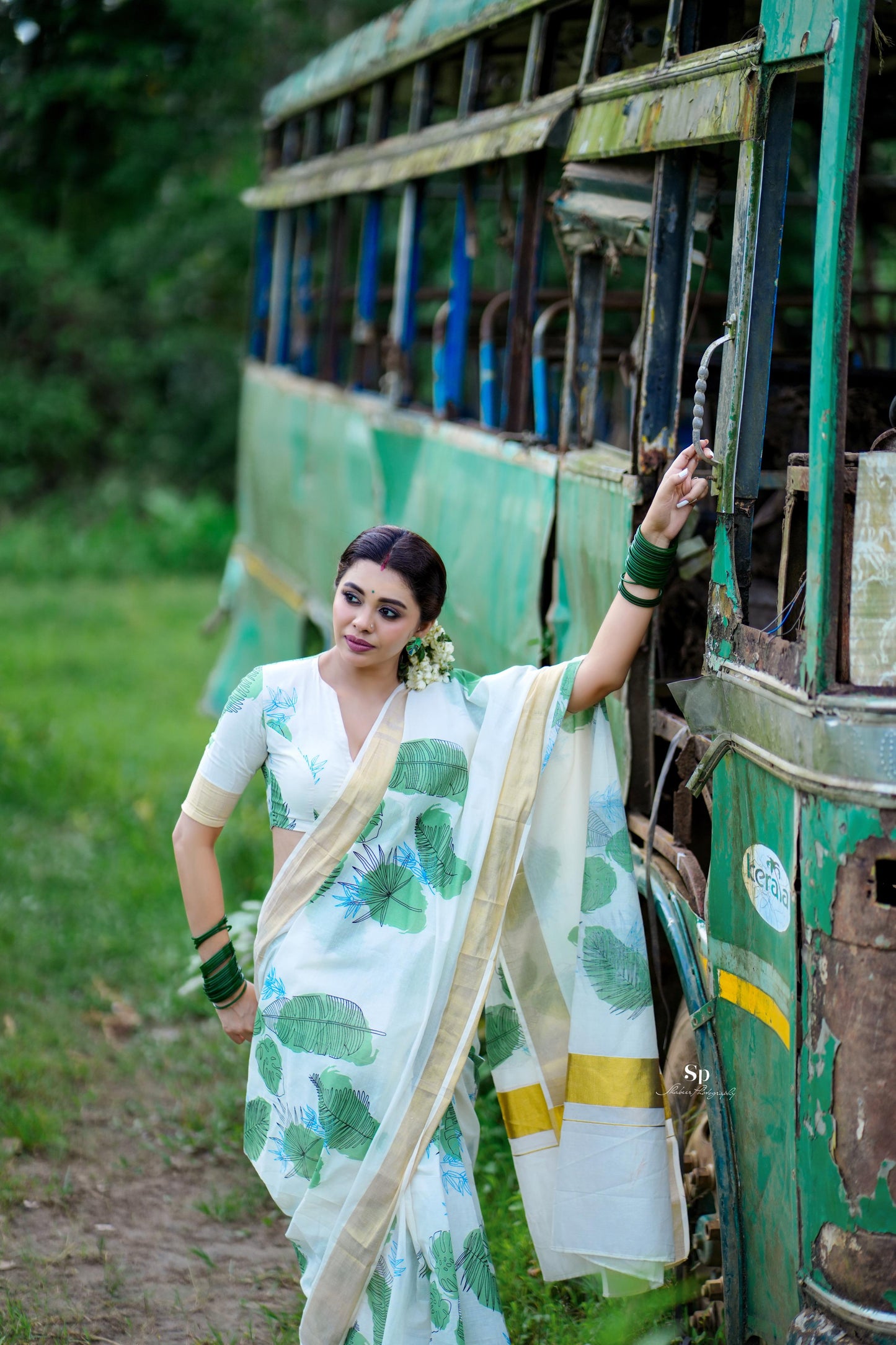 Southloom Green Floral Print Kerala Kasavu Saree