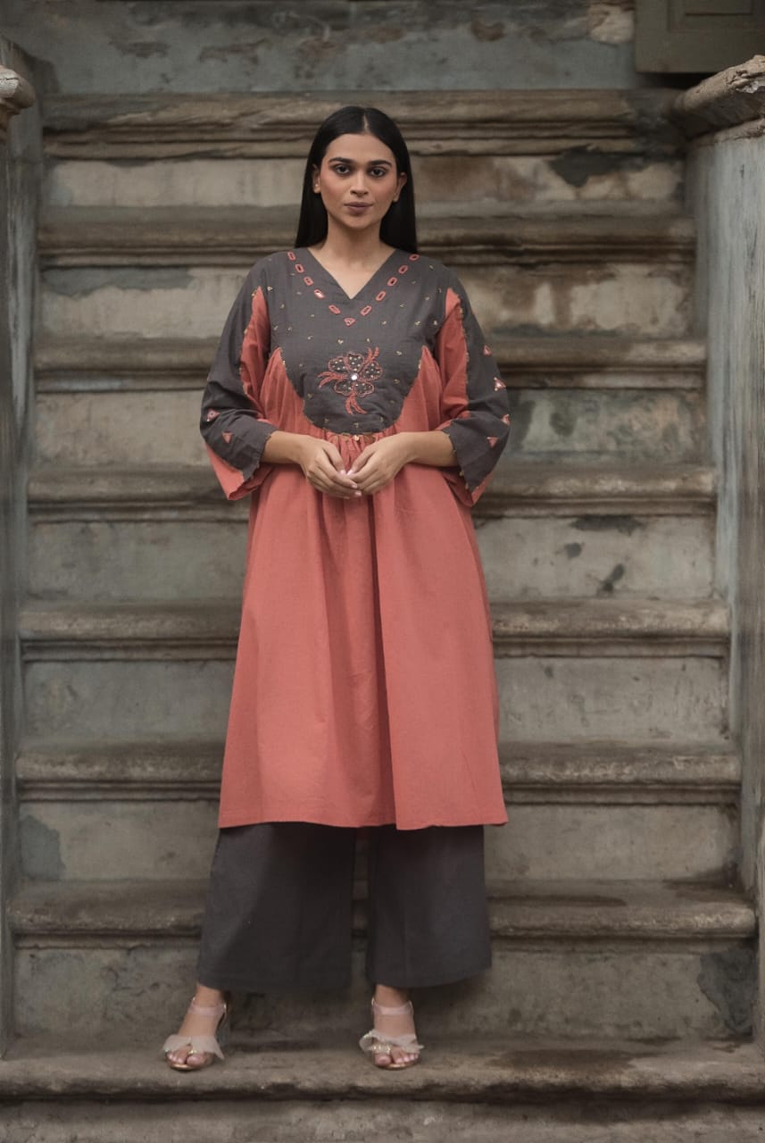 Southloom Original Hand Embroidery Design Two Piece Kurti Set in Cotton Fabric with Black and Peach Colour