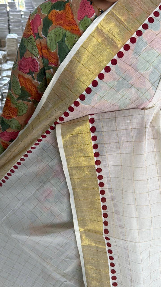 Kasavu Checks Saree with Sindoor Design on Borders and Pallu with Tassels  SL179