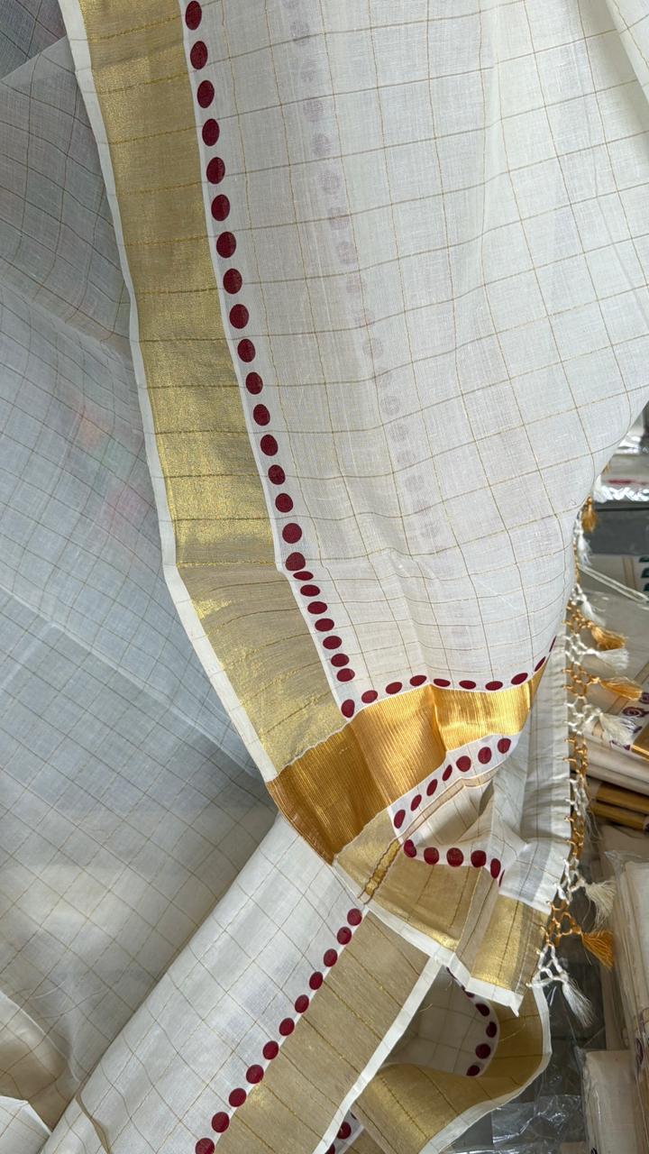 Kasavu Checks Saree with Sindoor Design on Borders and Pallu with Tassels  SL179