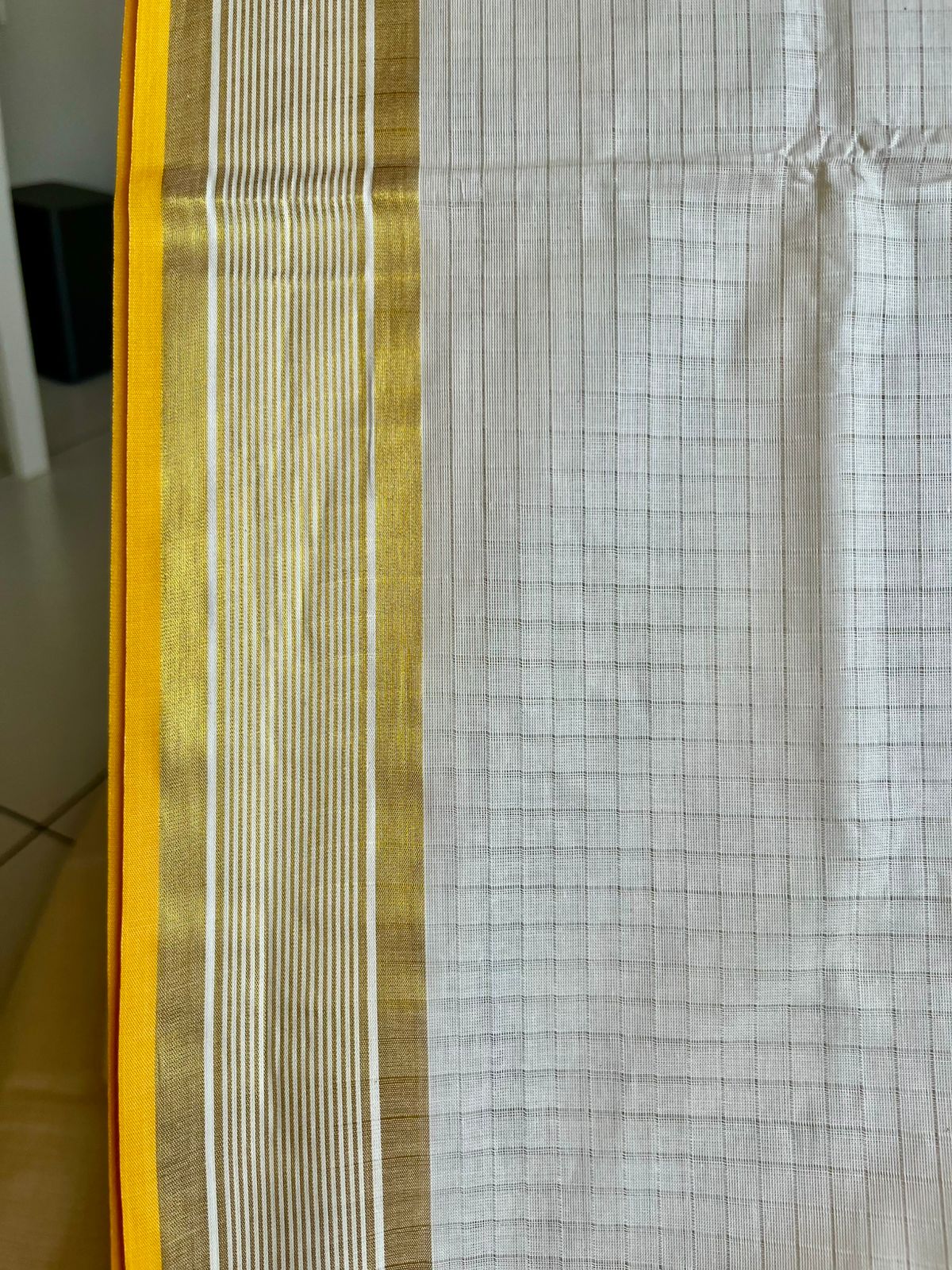 Kerala Cotton Saree with Check on Body with Balaramapuram Style Orange Borders SL195