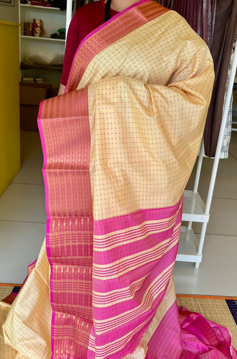 Semi SilK Saree SL211
