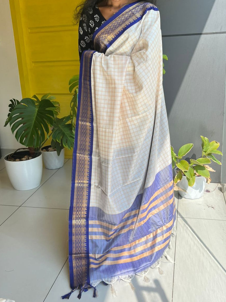 Cotton Silk Check Saree With Blue Border & Tassels SL223