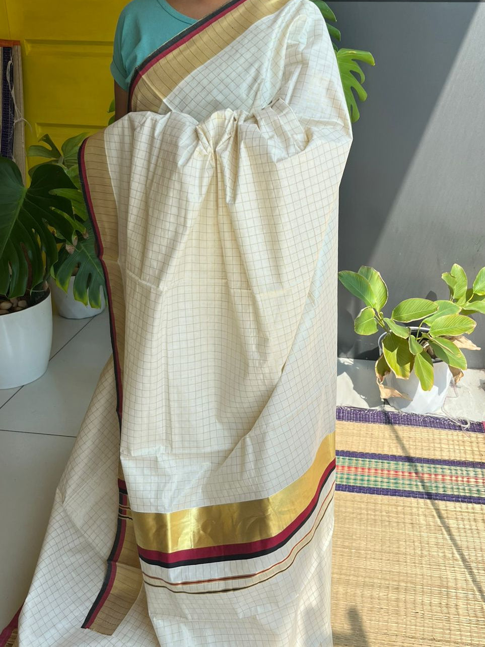 Kerala Cotton Check Saree With Maroon & Black Border SL235