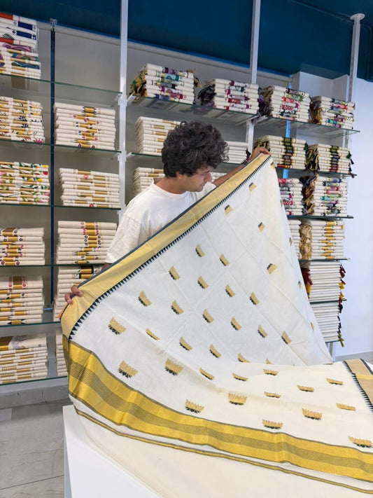 Kerala Cotton Lotus Saree With Kasavu Border SL254