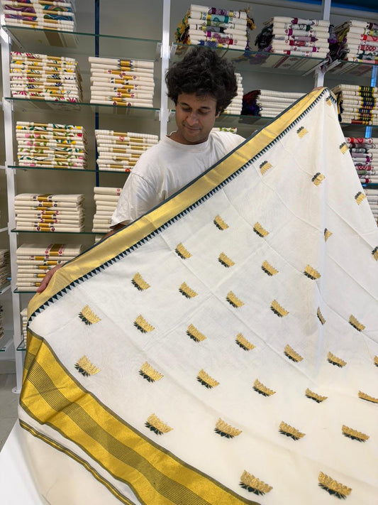 Kerala Cotton Lotus Saree With Kasavu Border SL254