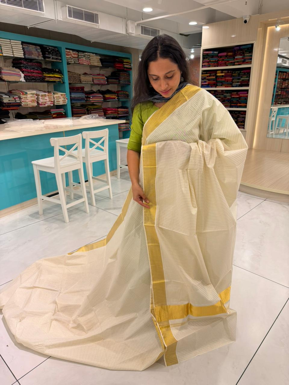 Kerala Cotton Lines Saree With Golden Kasavu Border SL255