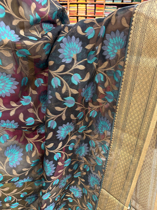 Banarasi Cotton Floral Saree SL256