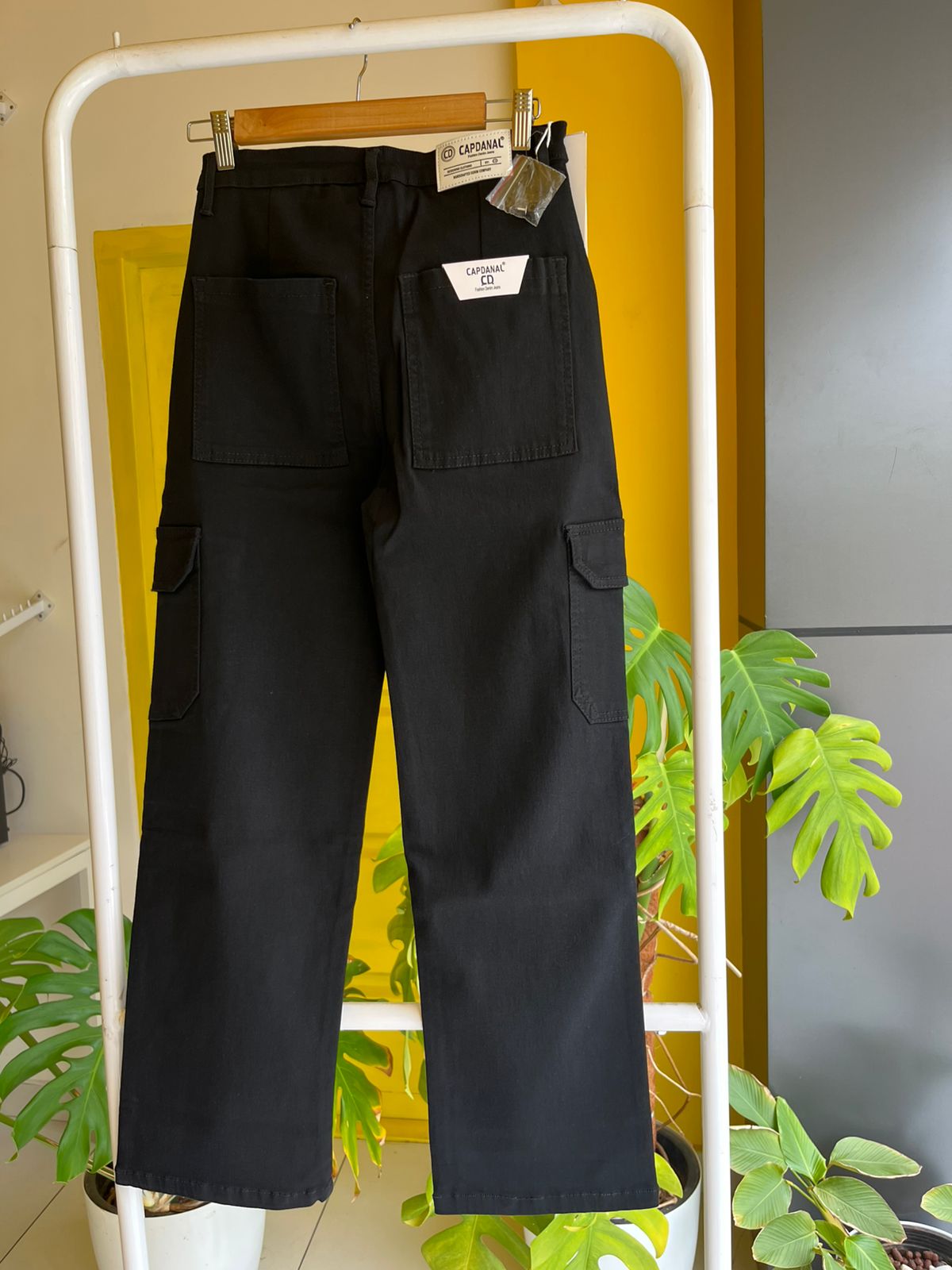 Straight Fit Cargo Jeans For Women SL294