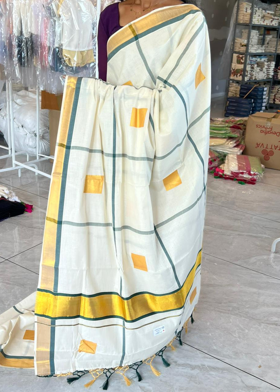 Kerala Cotton Kasavu Saree With Tassels SL310