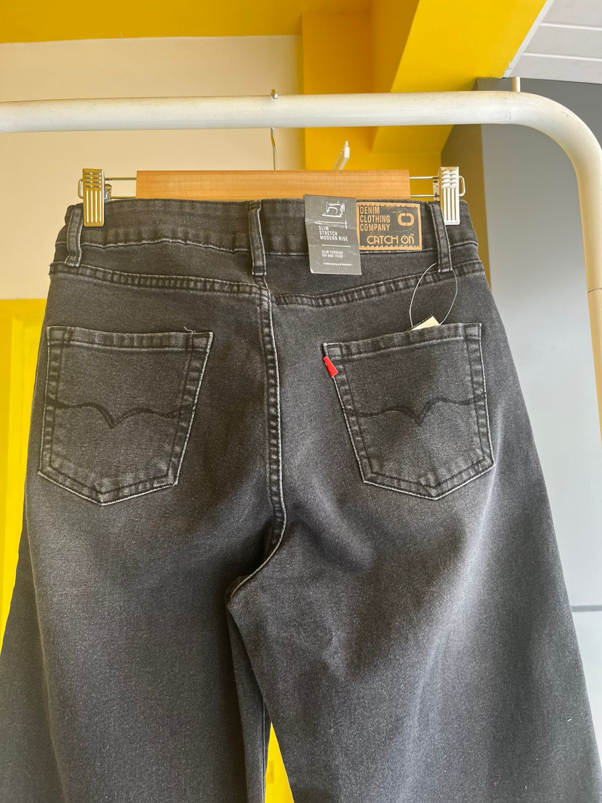Straight Fit Denim Jeans For Women SL294