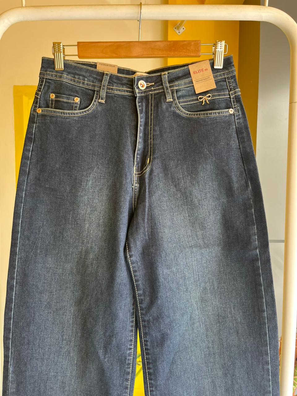 Straight Fit Wide Leg Jeans For Women SL294