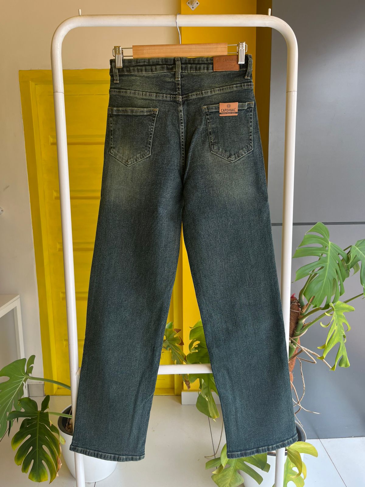 Straight Fit Jeans For Women SL294