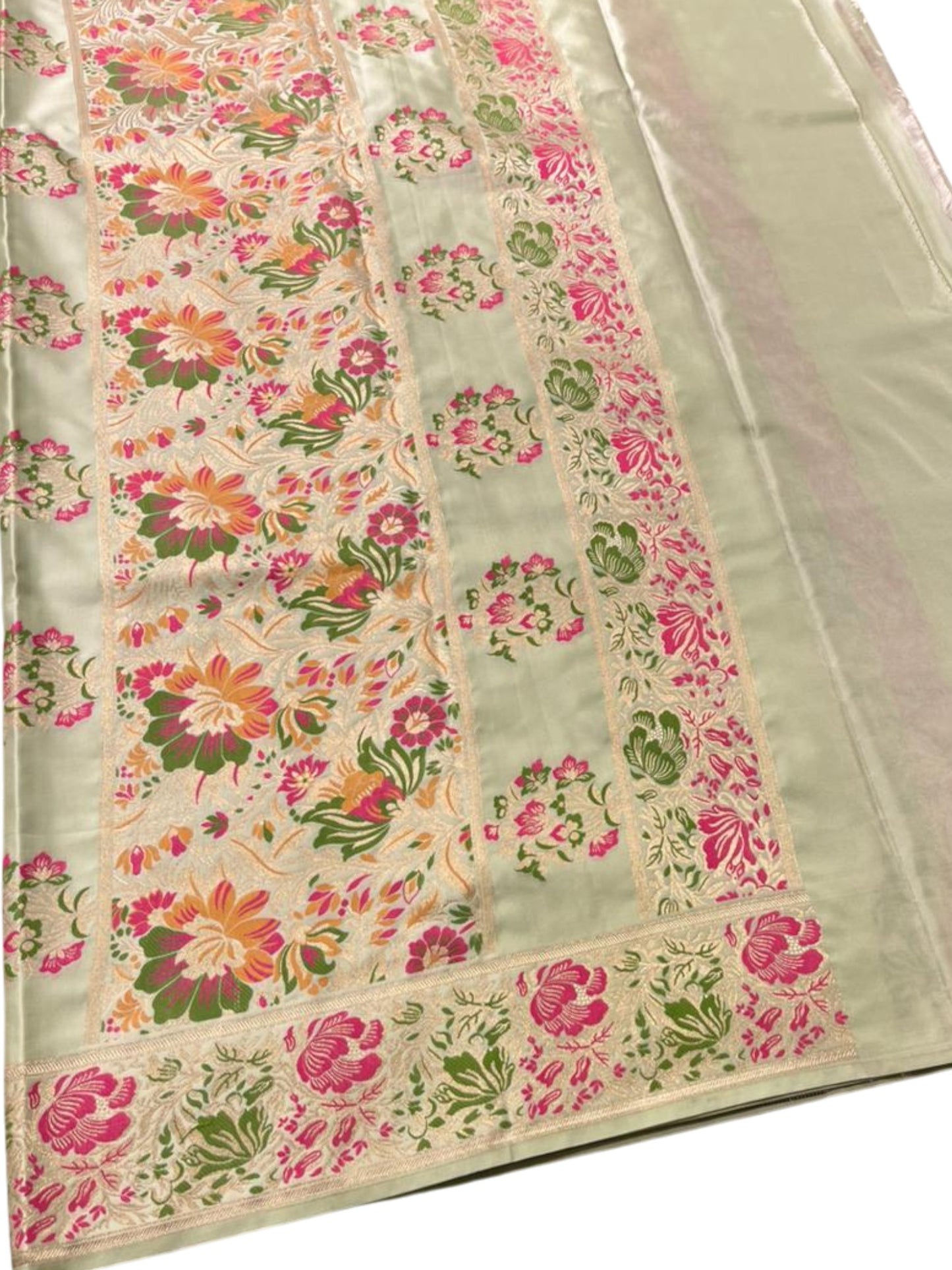 Southloom Pure Banarasi Silk Saree with Woven Work on Body and Borders (Pastel Green)