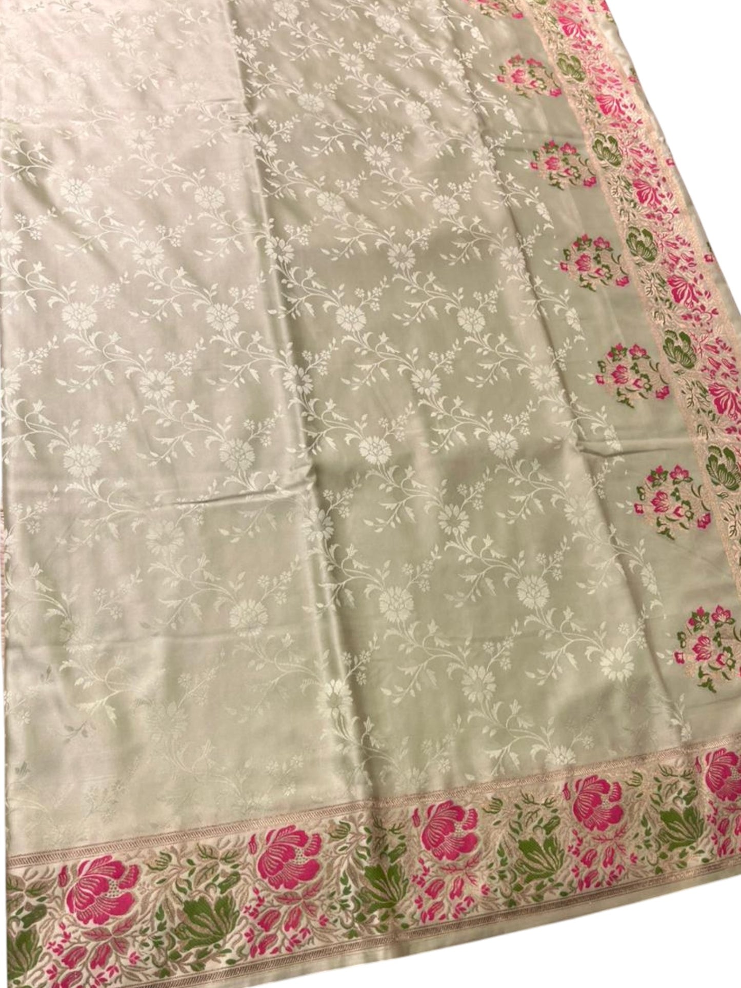 Southloom Pure Banarasi Silk Saree with Woven Work on Body and Borders (Pastel Green)