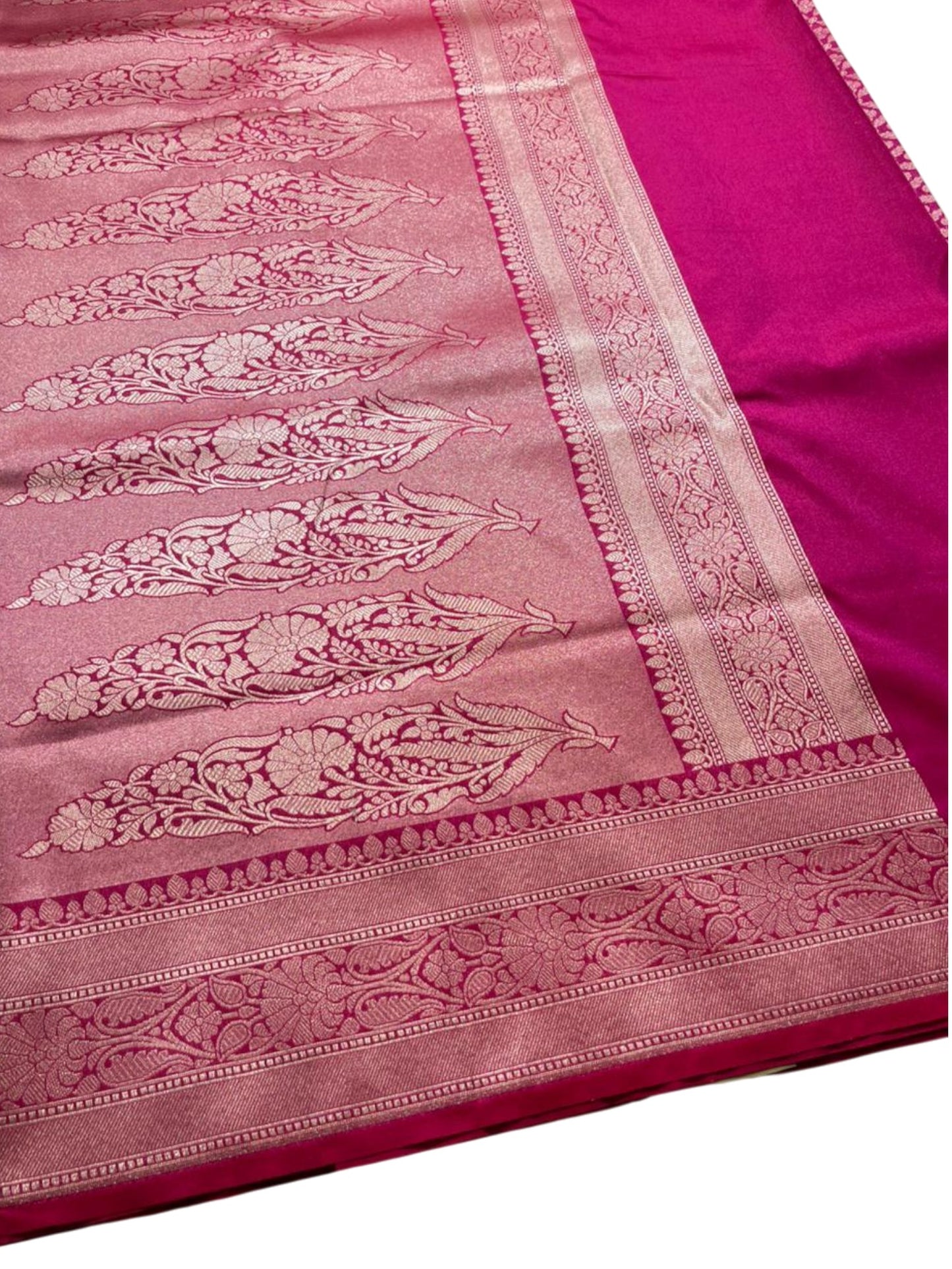 Southloom Pure Banarasi Silk Saree with Woven Work on Body and Borders (Magenta)