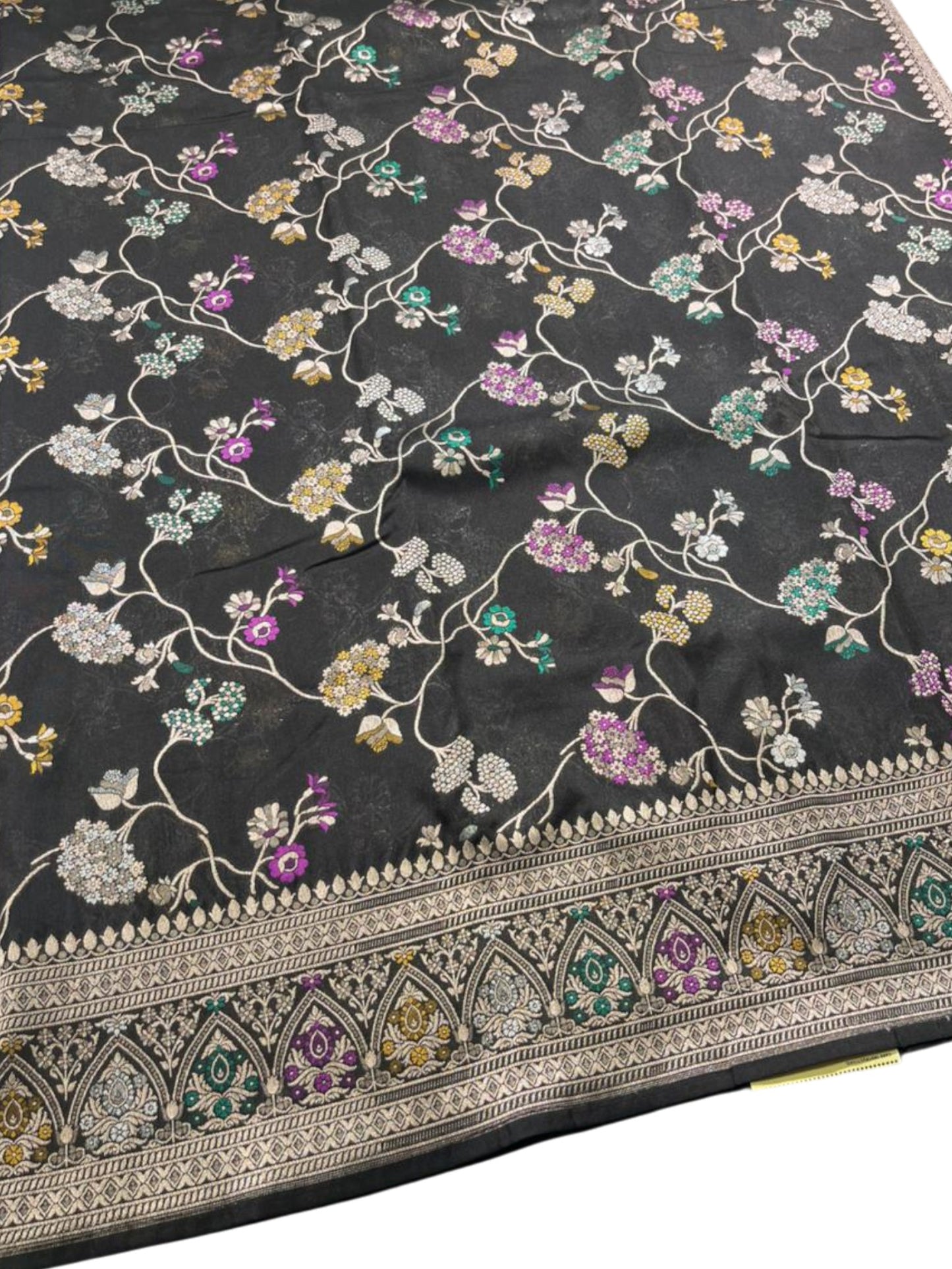 Southloom Pure Banarasi Silk Saree with Woven Work on Body and Borders (Black)