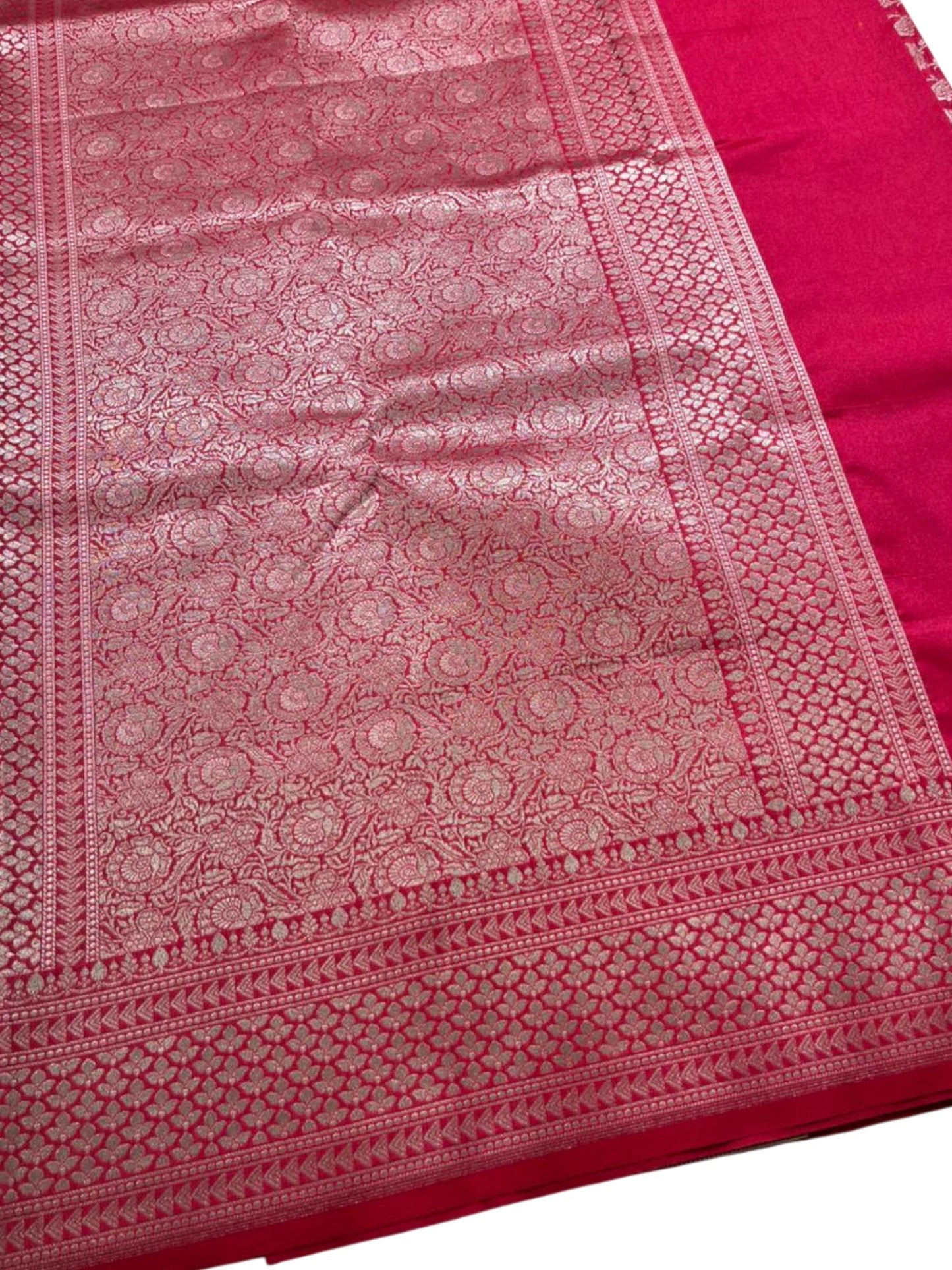 Southloom Pure Banarasi Silk Saree with Woven Work on Body and Borders (Magenta)