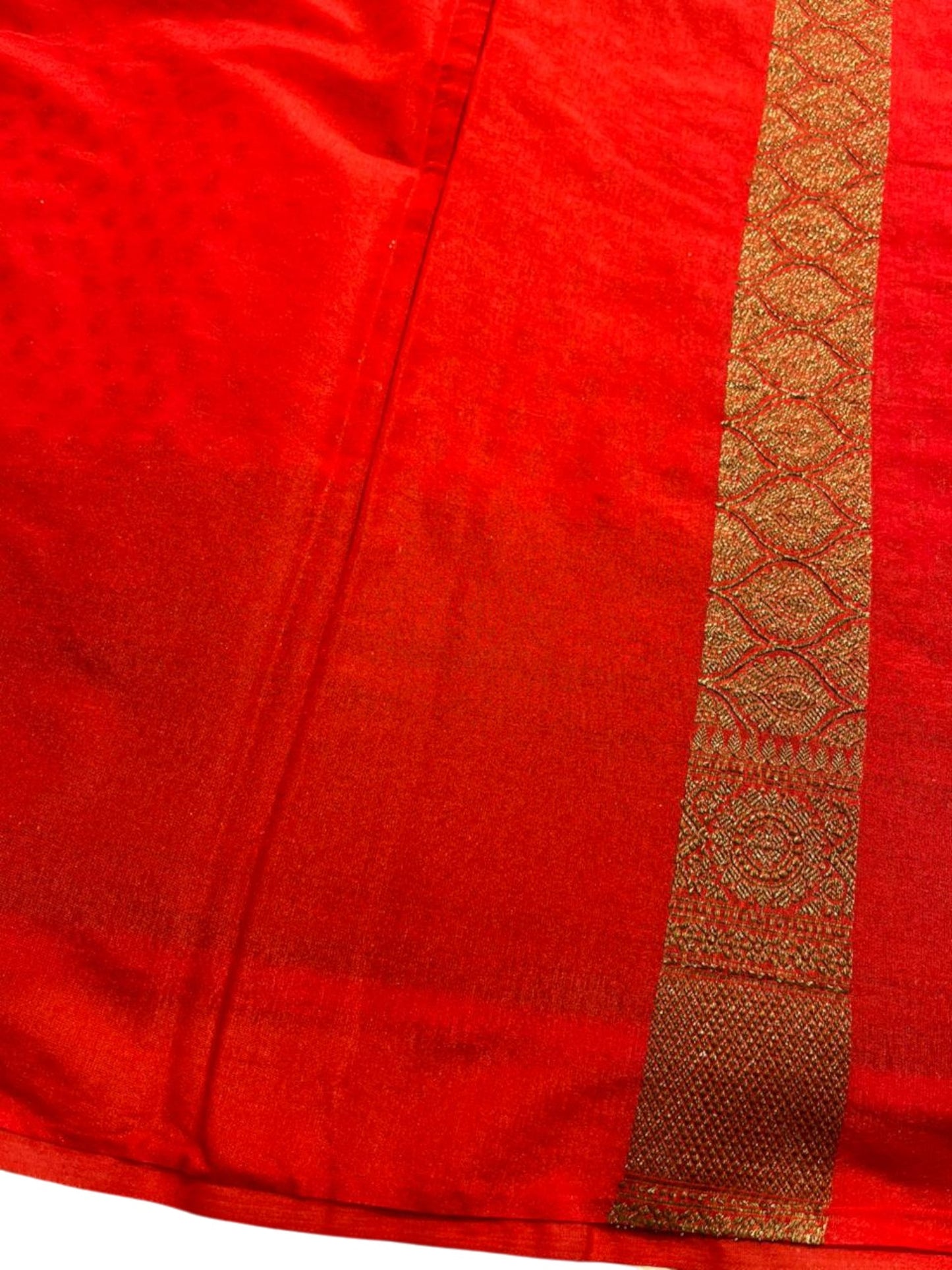 Southloom Munga Silk Saree with Woven Work on Body and Borders (Orange)