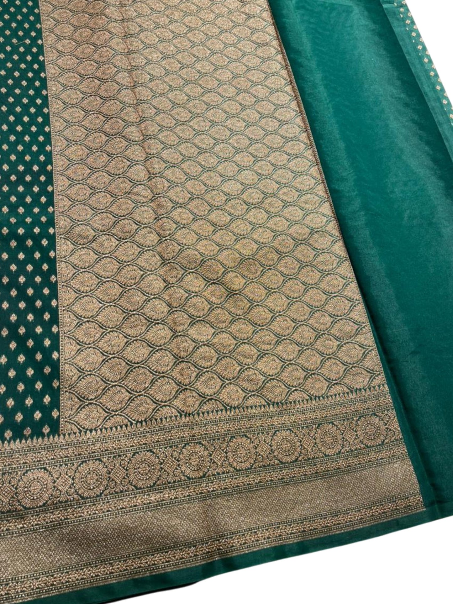 Southloom Munga Silk Saree with Woven Work on Body and Borders (Green)