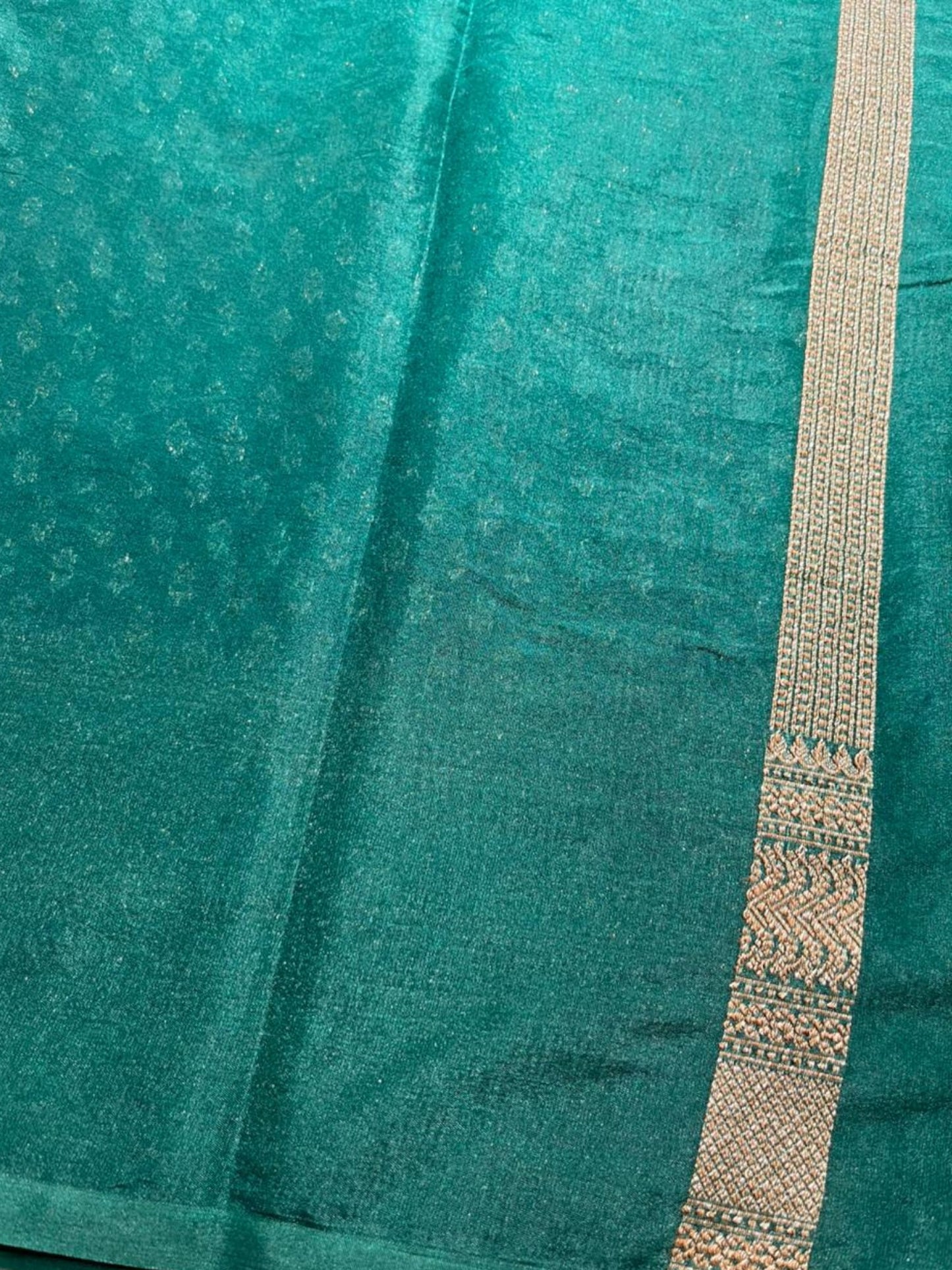 Southloom Munga Silk Saree with Woven Work on Body and Borders (Green)