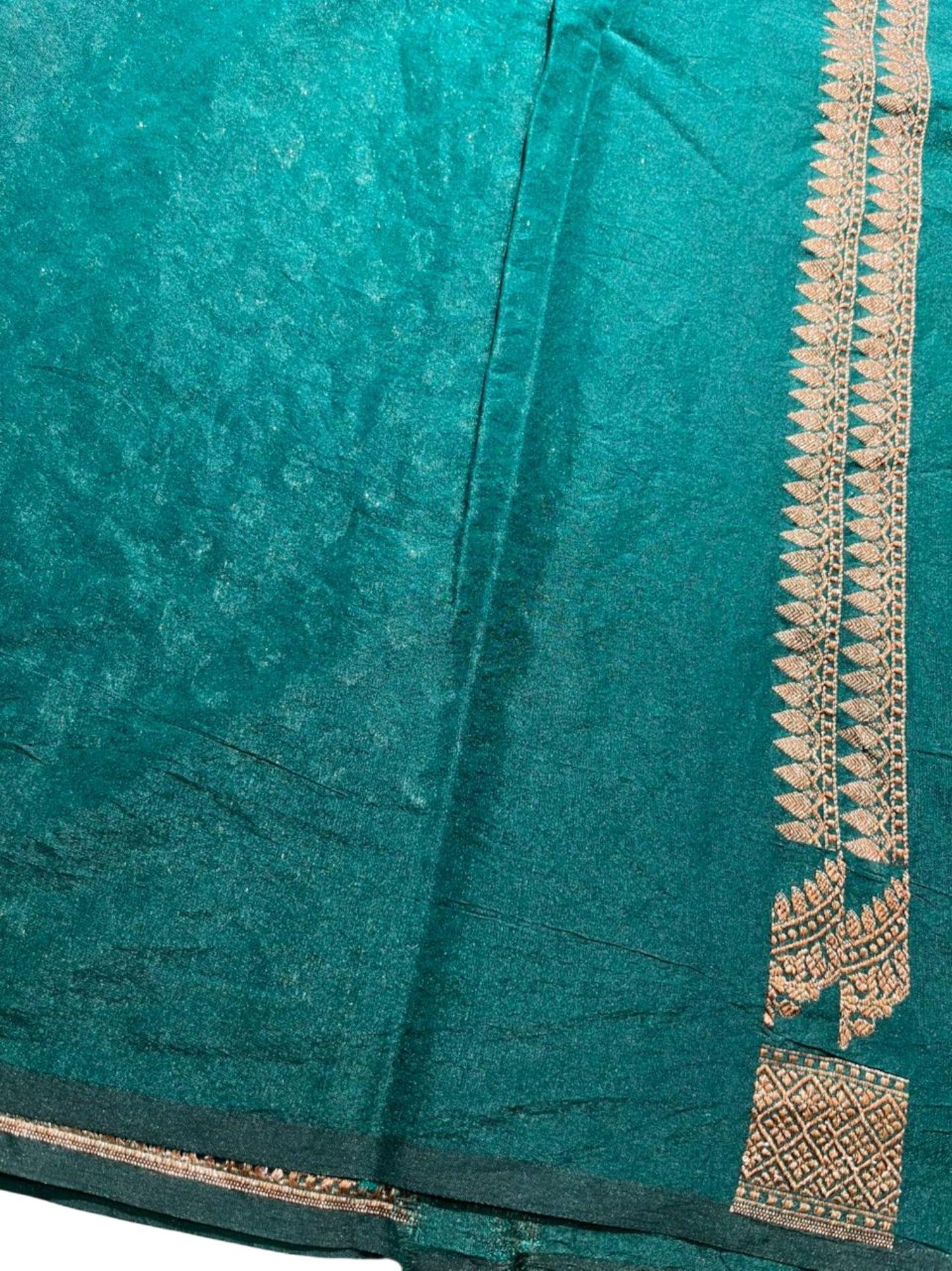 Southloom Munga Silk Saree with Woven Work on Body and Borders (Green)